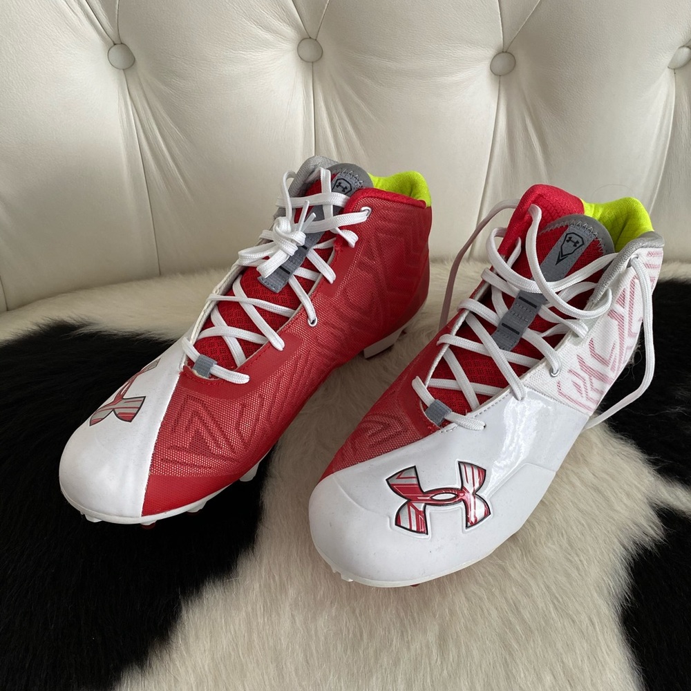 NIB Under Armor lacrosse / turf sports cleats